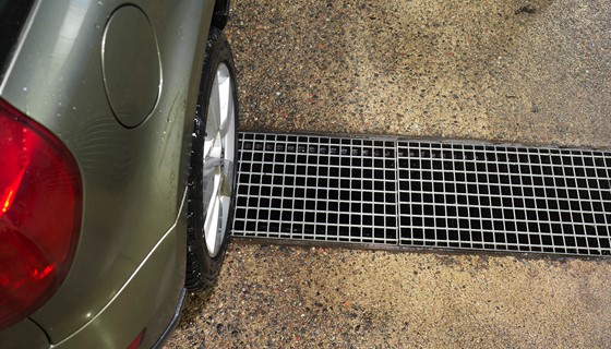 Gitterrist til køretøjstrafik